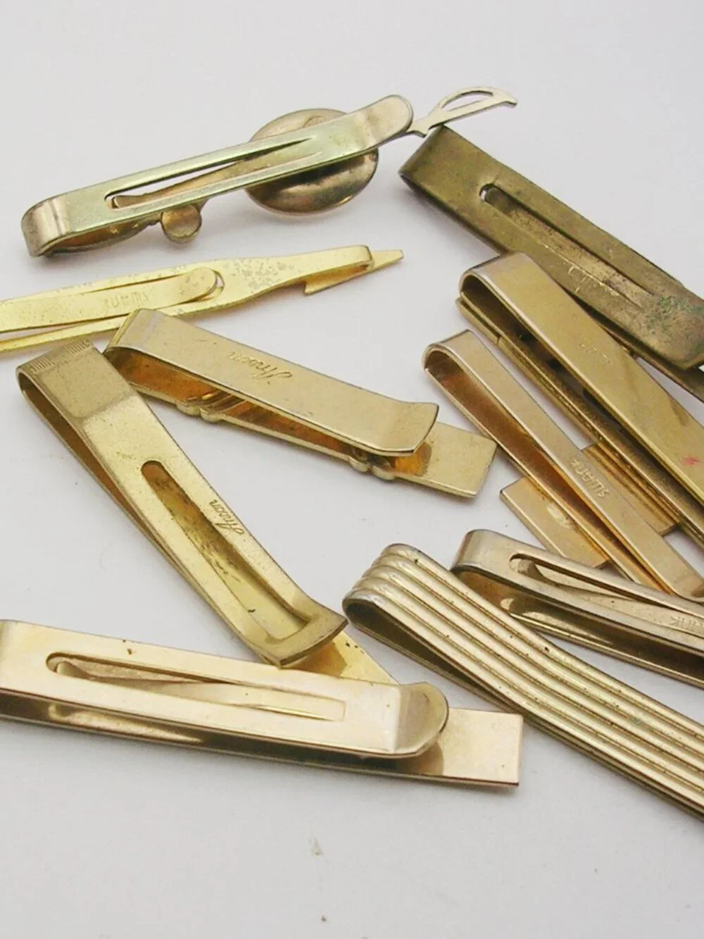 Vintage Tie Bars Money Clips Lot of 10 gold tone classic Men Necktie Holder